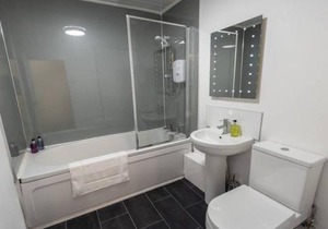 ☆Modern Flat, Close to University and City Centre☆