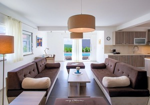 Modern new villa with pool near Zadar