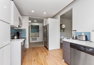 ★Modern Ritz Pointe Beach Escape★