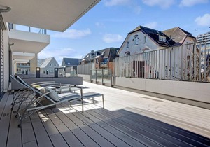 Modern. Roof terrace. Flooded with light. - New center