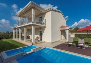 Modern Villa Anita with Pool near Porec