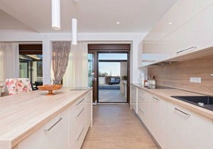 Modern Villa Mala Halu with swimming pool