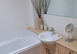 Modern yet rustic designed lodge, ideal for families or couples.