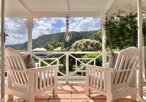 Monique's Place Plett