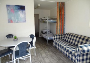 Moonta Bay Cabins - Cabin 8