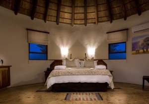 Mopane Bush Lodge
