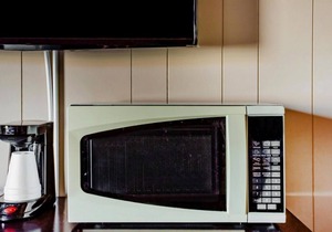 Morris Center: Battle of Honey Hill Exhibit! 2 Great Units with Free Parking