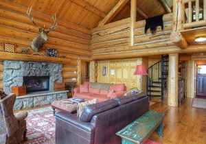 Mounticello Log Cabin - 4 Br Home
