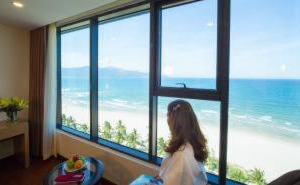 Muong Thanh Luxury Danang Beach Hotel
