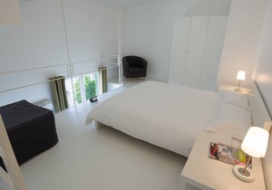 Nardones Apartment with balcony by Wonderful Italy
