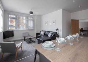 New 2 Bedroom Apt, close to Winter Gardens. Apt 2