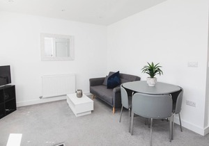 NEW 2BD Pontact Flat in the Heart of Didcot