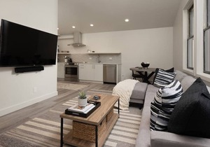 NEW! 2BR|1Bath|| 6 blocks to Mtn in the West End