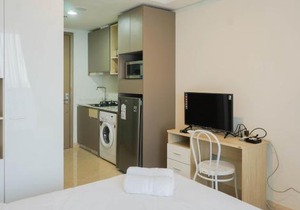 New Furnished Studio with Sea View at Gold Coast Apartment By Travelio