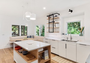 New Listing! Crown Jewel Luxury Home, private pool, golf view, 5 min to beach