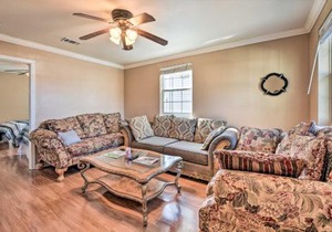 New Orleans Home about 2 Mi to Bourbon Street!