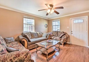 New Orleans Home about 2 Mi to Bourbon Street!