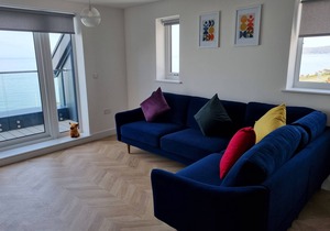 New penthouse apartment with stunning sea views