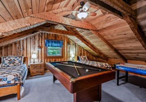 New Song Appalachian Chink Style Cabin