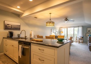 Newly Renovated Villa w/ Amazing Marsh Views - Steps to Beach, Pools, & Dining