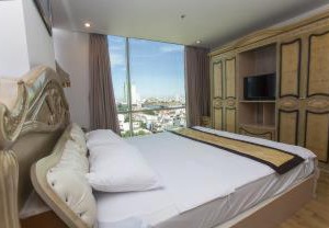 Nhat Linh Hotel & Suites Da Nang