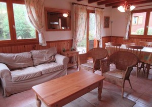 Nice chalet in the woods of the beautiful Dordogne