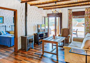 Nice Home In Canillas De Albaida With 2 Bedrooms, Jacuzzi And Wifi