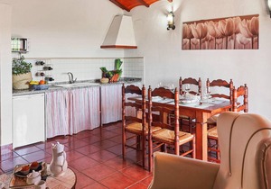 Nice home in Estepa with WiFi