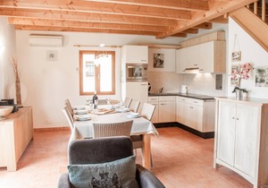 Nice house on holiday park with swimming pool