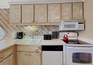 Nicely Remodeled 2 Bedrooms at 1849 Condos - Easy Access to Slopes!