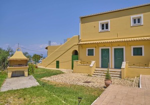 Nikos Kalamaki Corfu Studio 6