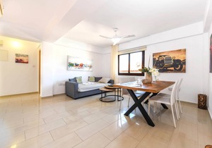 Nissi Beach Apartment 1 - 3 bedroom apartment close to Nissi Beach