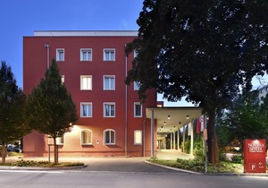 Novina Hotel Tillypark