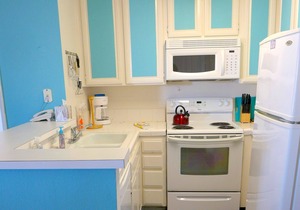 Ocean and Pool Views Just Steps to Beach