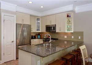 Ocean/Bay View Pet Friendly 2BR Condo w/ Pool