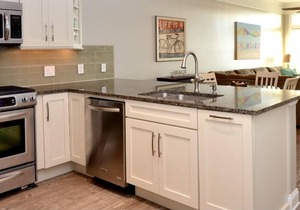 Ocean/Bay View Pet Friendly 2BR Condo w/ Pool