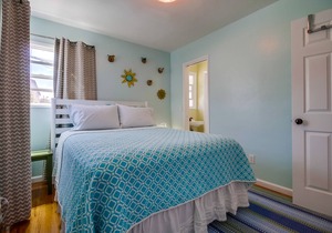 Ocean Beach gem. Enjoy Ocean breezes and sunsets from this darling get-a-way