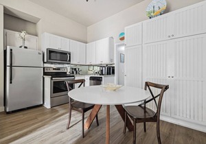 OCEAN FRONT STUDIO ON THE SAND!