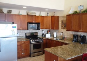 Ocean View, 1 Blk to Boardwalk 4 Bedroom, 3 Full Bath