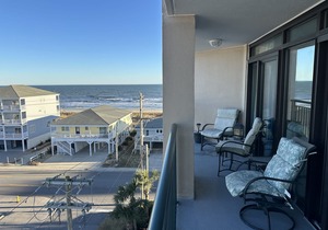 Ocean View Condo - Beach Front Pool and Hot tub!