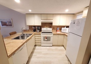 Ocean Village: 2BR Beachfront Condo with Pool & Gym