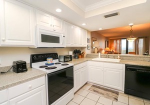 Oceanfront Charm in Barefoot Trace 114