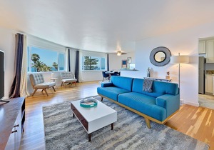 Oceanfront condo across street from beach with amazing views & walkable location