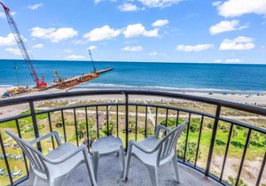 Oceanfront Condo with Balcony