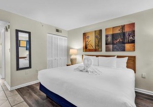 Oceanfront Condo with Balcony
