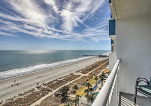 Oceanfront Condo with Beach Access Near Boardwalk!