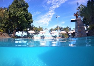 Oceanfront Condo, Wonderful Landscape, with a Beautiful Sunset!