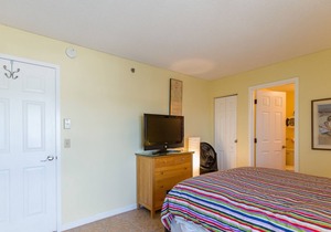 Oceanfront Seawatch Condo unit 402