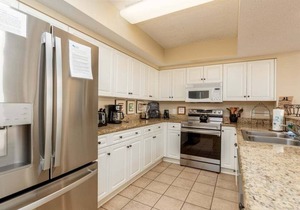 Oceanfront South Wind Unit 706: Spacious 5-Bedroom Condo in Myrtle Beach