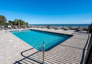 Oceanview Bluewater Resort's King Honeymoon Suite!